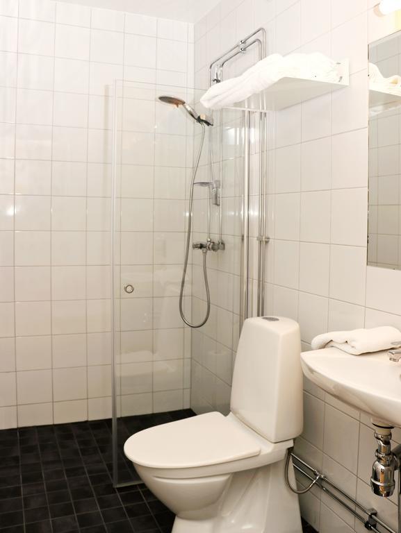 Hotell Kungsljus, Budgethotell Västervik Kültér fotó